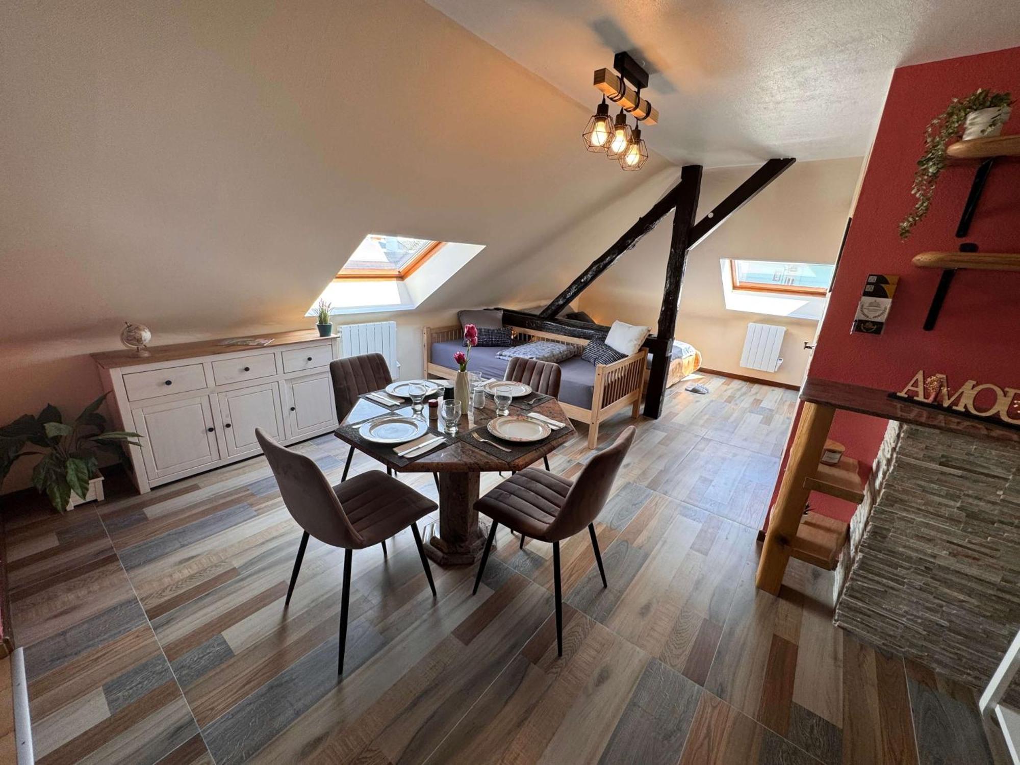 Private & Comfortable Apartments Puttelange-aux-Lacs Eksteriør bilde
